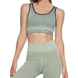 calvin klein performance women's medium impact sports bra size medium